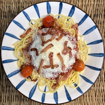 PL1. Spaghetti alla Amatriciana con cherries  bacon (peque) | Platos fuera de temporada